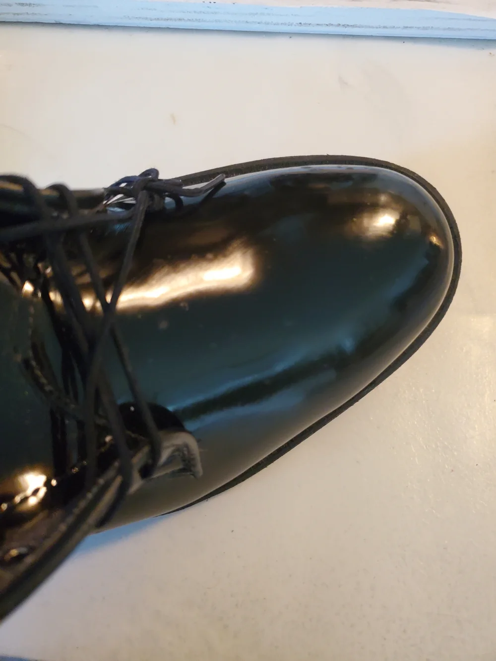 Bates Black Patent Leather Lace-Up Oxfords